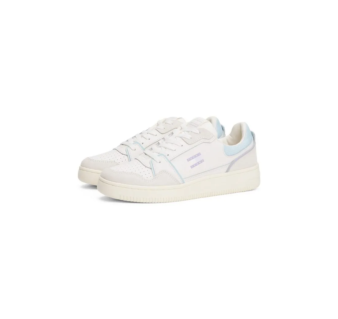 TOMMY JEANS TJW RETRO BASKET SNEAKER Keilsneaker, Schnürschuh, Halbschuh, Freizeitschuh mit seitlicher Logoflagge