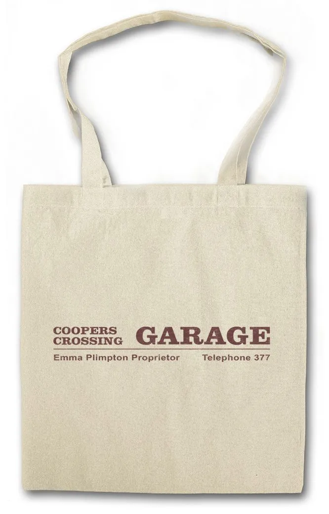 Urban Backwoods Beuteltasche Coopers Crossing Garage Stofftasche Emma Flying Proprietor Plimpton (1-tlg), Doctors The Australia Company