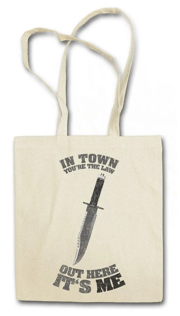 Urban Backwoods Beuteltasche In Town You're The Law Stofftasche Sly Rambo Out Here It's Me Knife (1-tlg), Quote Zitat Blue Light