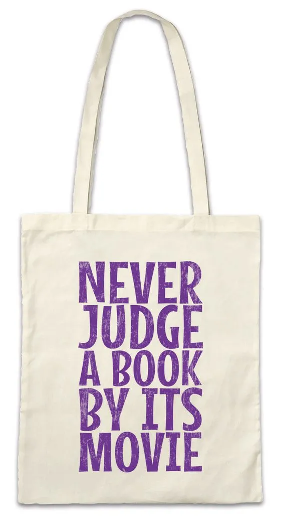 Urban Backwoods Beuteltasche Never Judge A Book By Its Movie Stofftasche Bad Film Adaptation Fun (1-tlg), Geek Nerd Never Judge