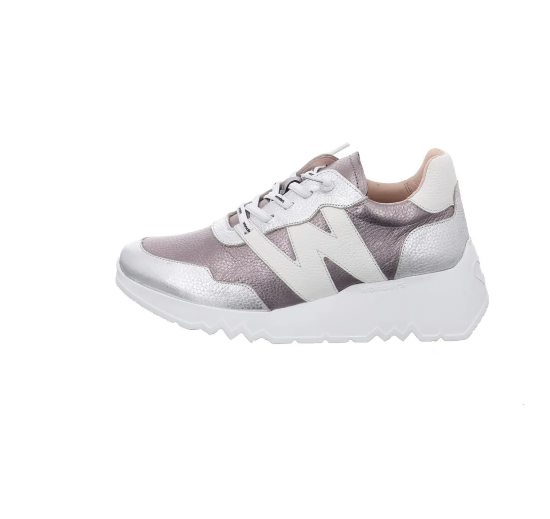 WONDERS Sneaker