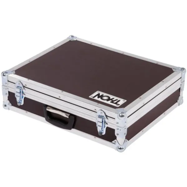 Flex Cut Universal Case 1
