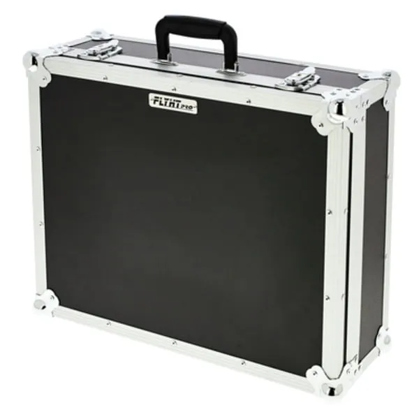 Flex Cut Universal Case 1