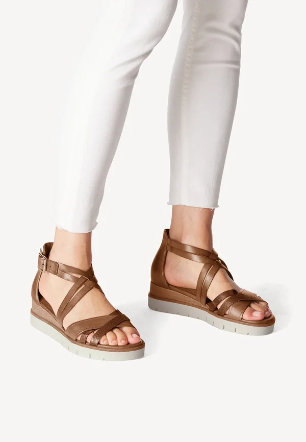 1-28205-42 - Wedge sandals - cognac