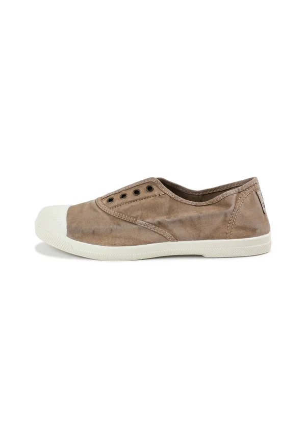 102E - Slip-ons - beige