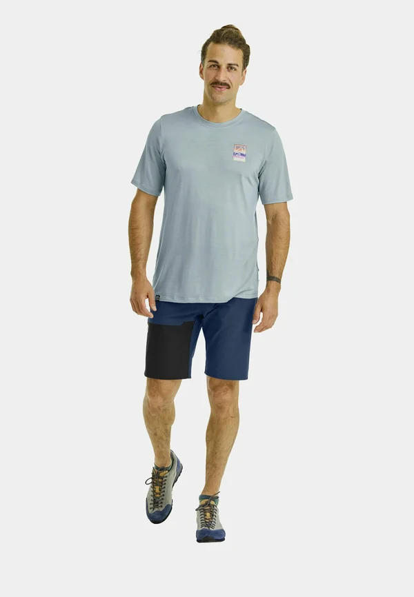 140 COOL MTN GRADIENT - Sports T-shirt - glacier grey