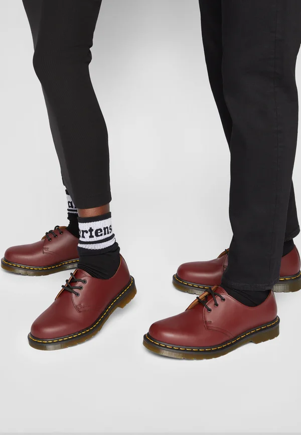 1461- 3 EYE SHOE - Casual lace-ups - cherry red