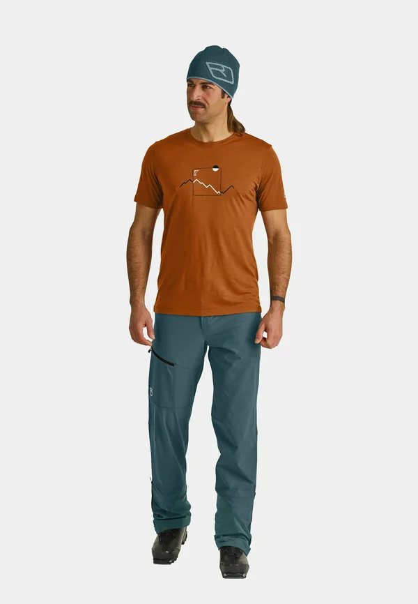 150 COOL PEAK FOCUS - Sports T-shirt - bristle brown