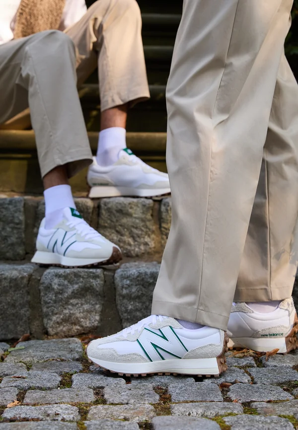 327 UNISEX - Trainers - off white/green