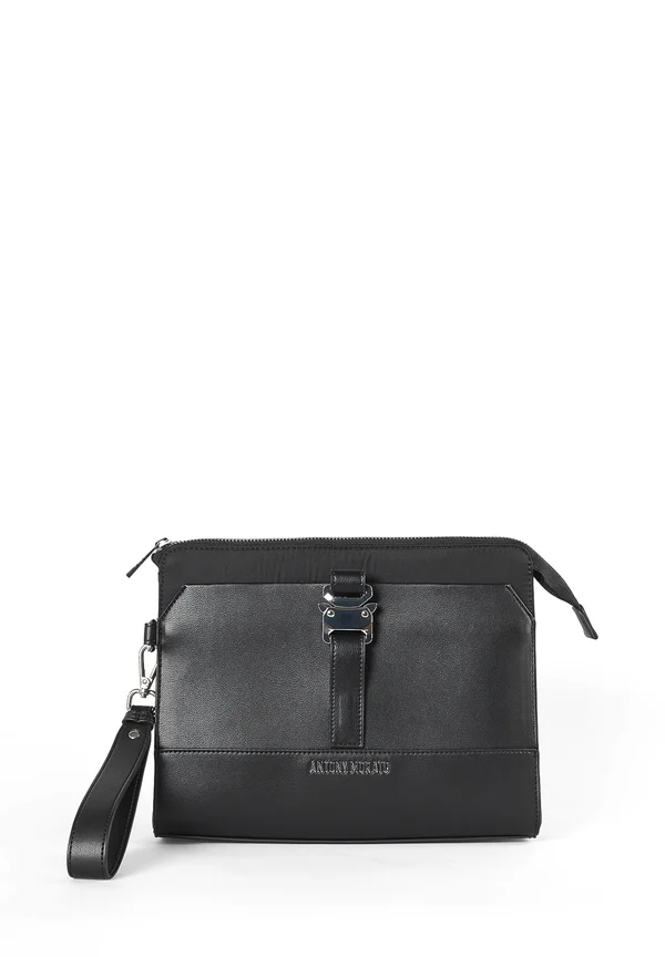 3D LOGO RIVET ZIP AND MAGNET CLOSURE DETACHABLE HANDLE - Wash bag - black