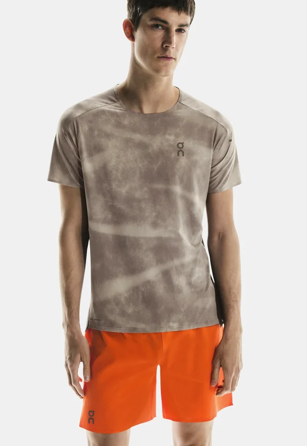 7" PERFORMANCE SHORTS - Shorts - flame