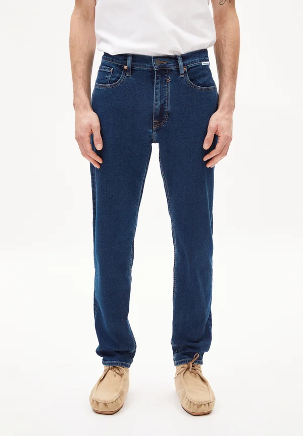 AARJO TARPA - Jeans Tapered Fit - whale