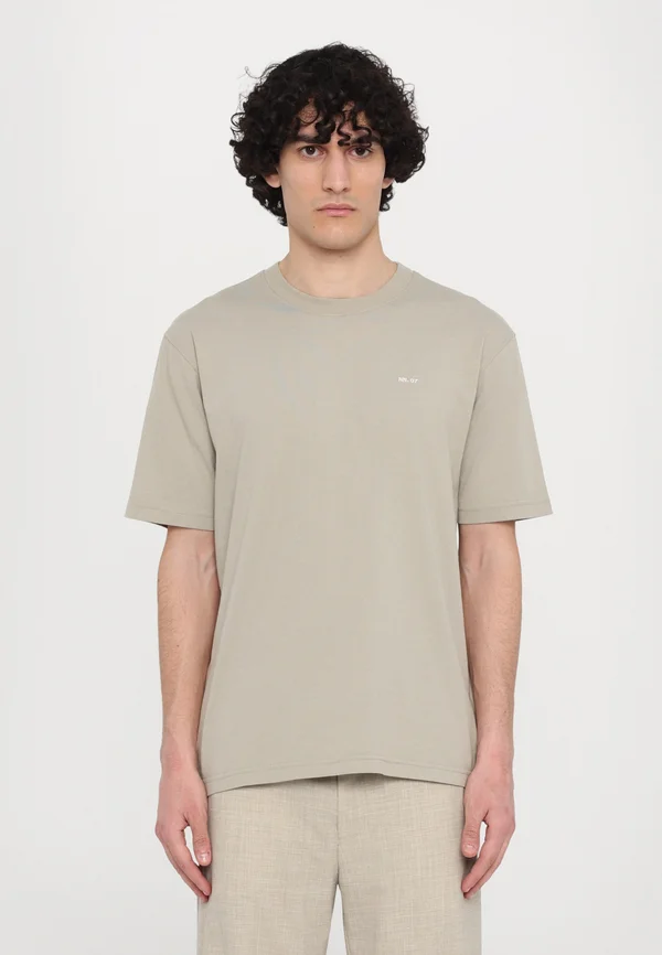 ADAM EMB - Basic T-shirt - beige