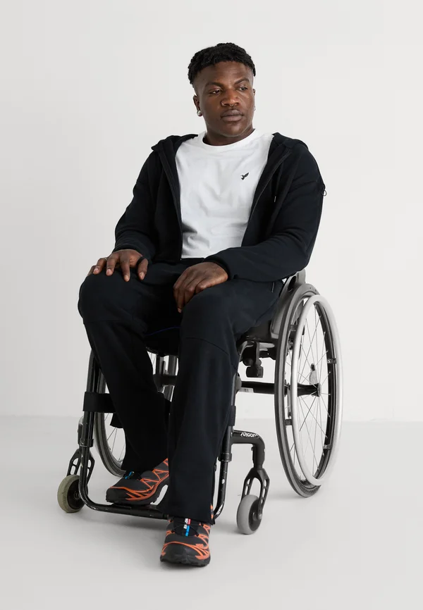 ADAPTIVE SET - Tracksuit - black