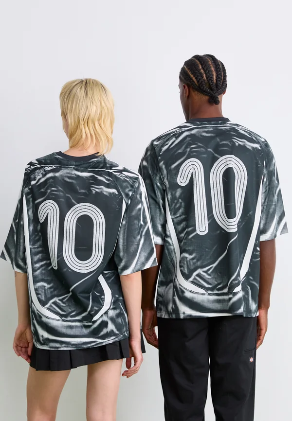 ADILENIUM UNISEX - Print T-shirt - black
