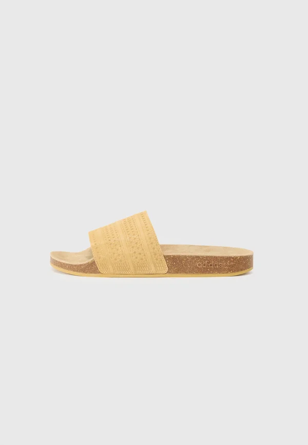 ADILETTE UNISEX - Mules - golden-coloured/beige