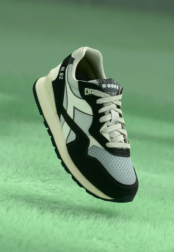 ADVANCE UNISEX - Trainers - forest night/glacier gray