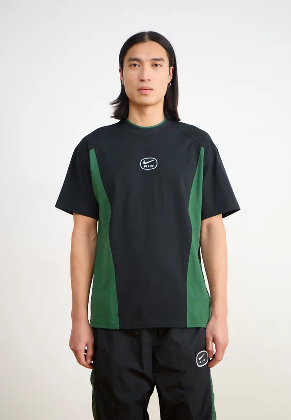 AIR FIT - Print T-shirt - black/fir