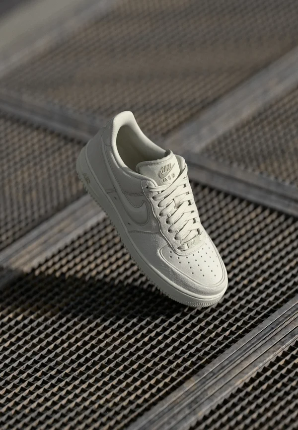 AIR FORCE 1 - Trainers - light bone/white