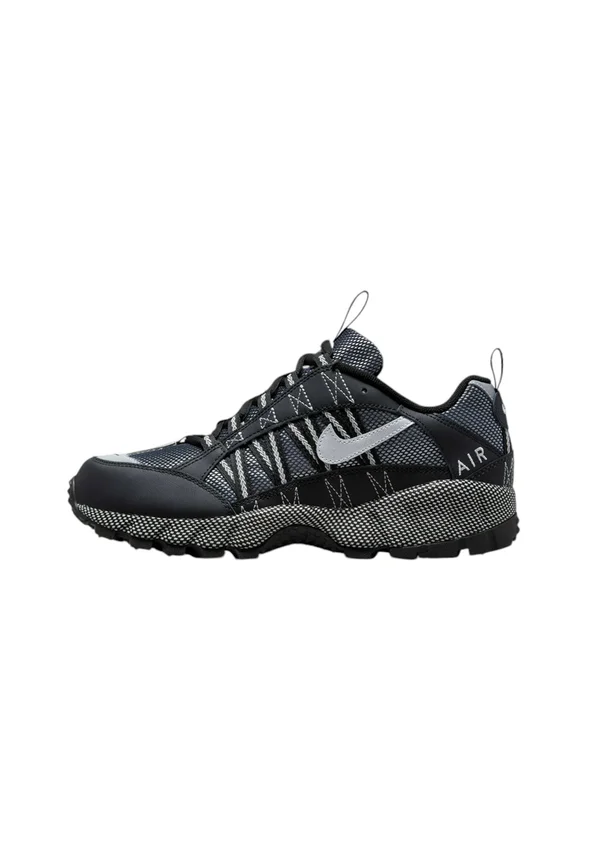 AIR HUMARA  - Trainers - black-silver