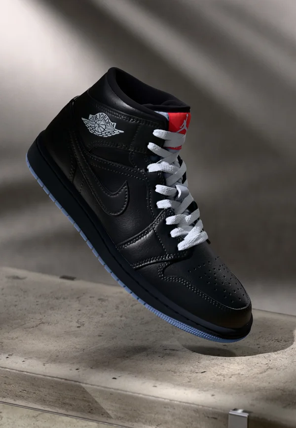 AIR JORDAN 1 MID SE - High-top trainers - black/white/wolf grey/fire red/metallic silver