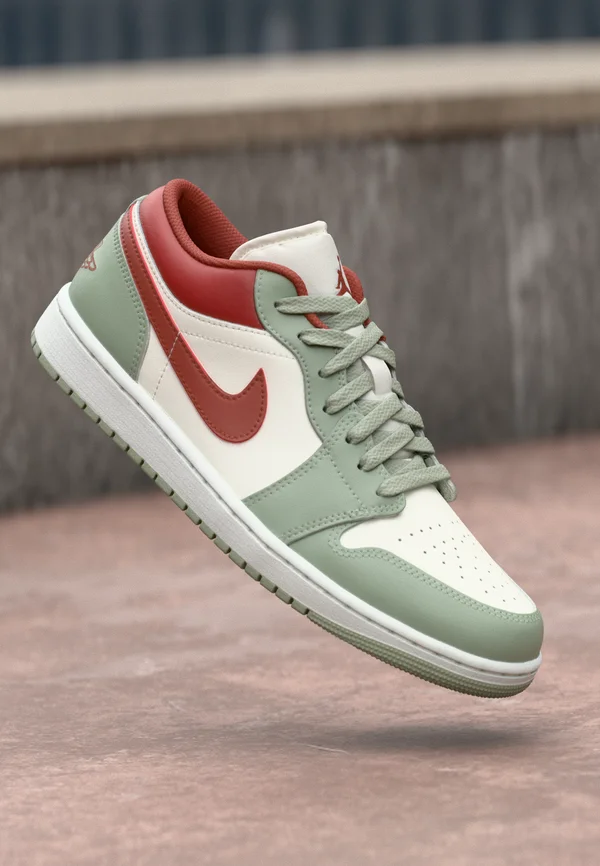 AIR JORDAN 1 - Trainers - sail/jade horizon/pure platinum/summit white/redstone