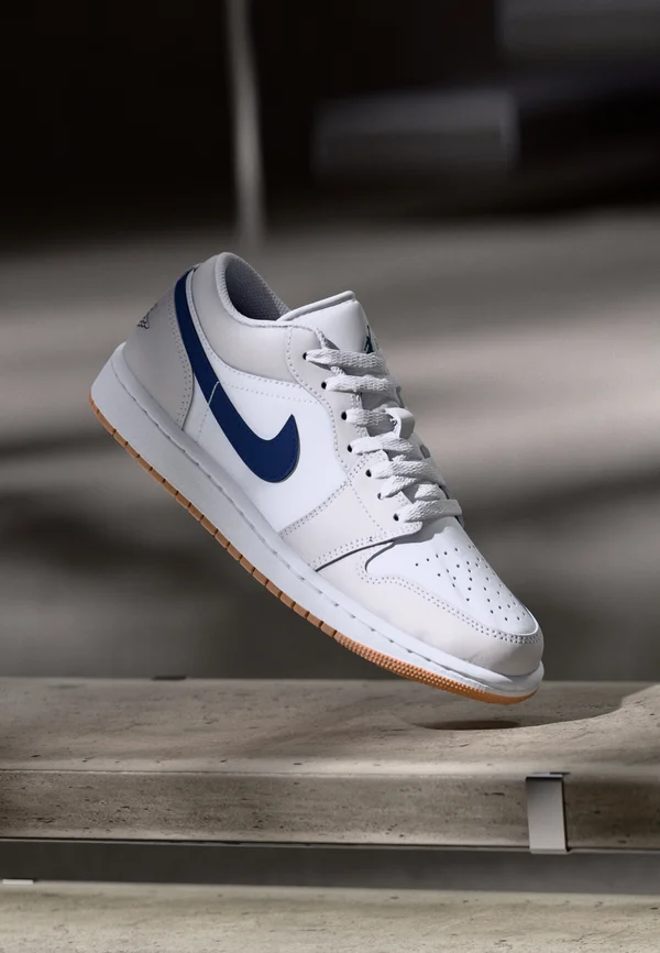 AIR JORDAN 1 - Trainers - white/midnight navy/neutral grey/med brown