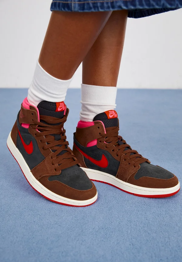 AIR JORDAN 1 ZOOM - High-top trainers - cacao wow/picante red/black/hyper pink/sail