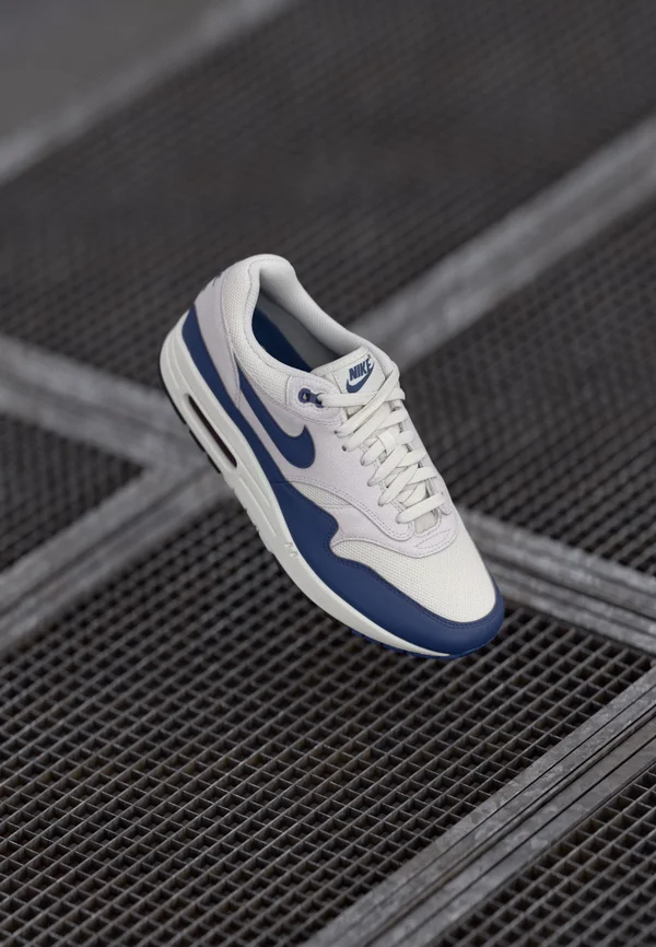 AIR MAX 1 - Trainers - phantom/sanded purple/vast grey/black