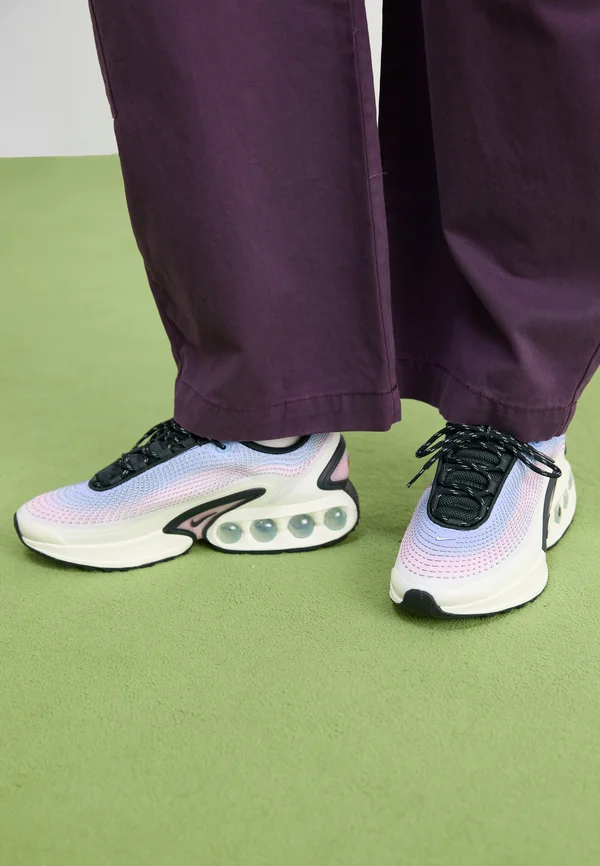 AIR MAX DN - Trainers - playful pink/off noir/aluminum/alabaster/vivid orange/comet red