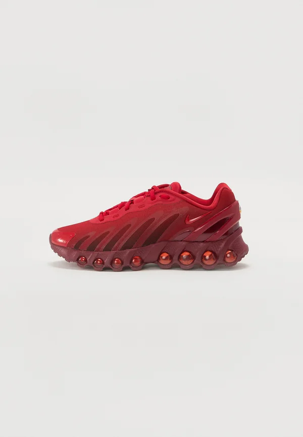 AIR MAX DN8 - Trainers - university red/team red