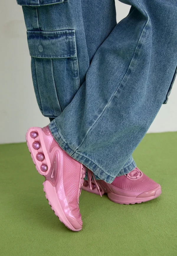 AIR MAX - Trainers - elemental pink/desert berry/red stardust