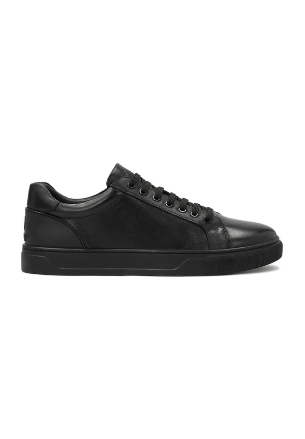 AJAKS - Trainers - black