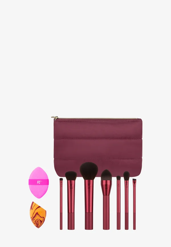ALL DECKED OUT - Makeup brush set