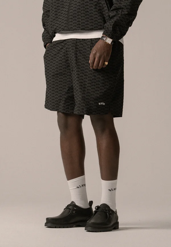 ALLOVER TRACK  UNISEX - Shorts - black