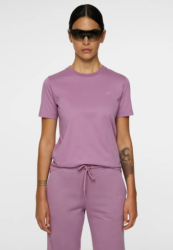 ALPHA - Basic T-shirt - very grape