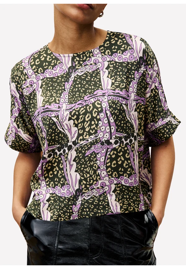 ALYSSE - Print T-shirt - leo vert
