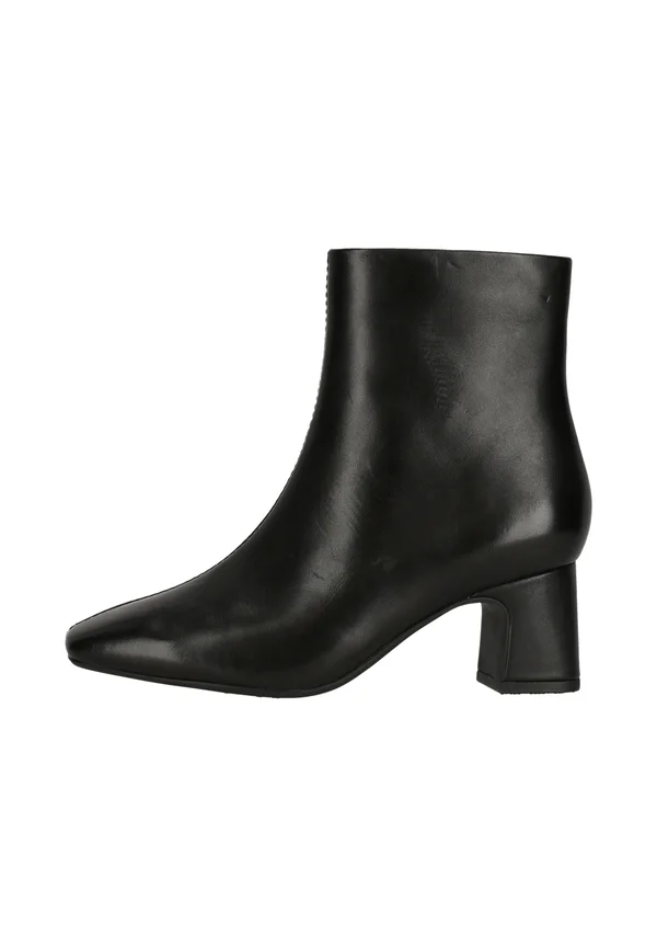 Ankle boots - black leather
