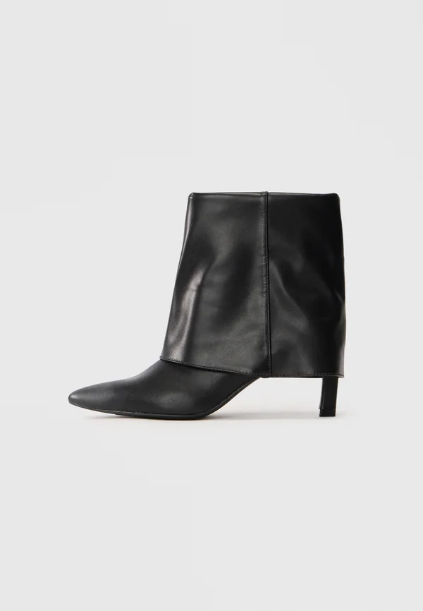 Ankle boots - black