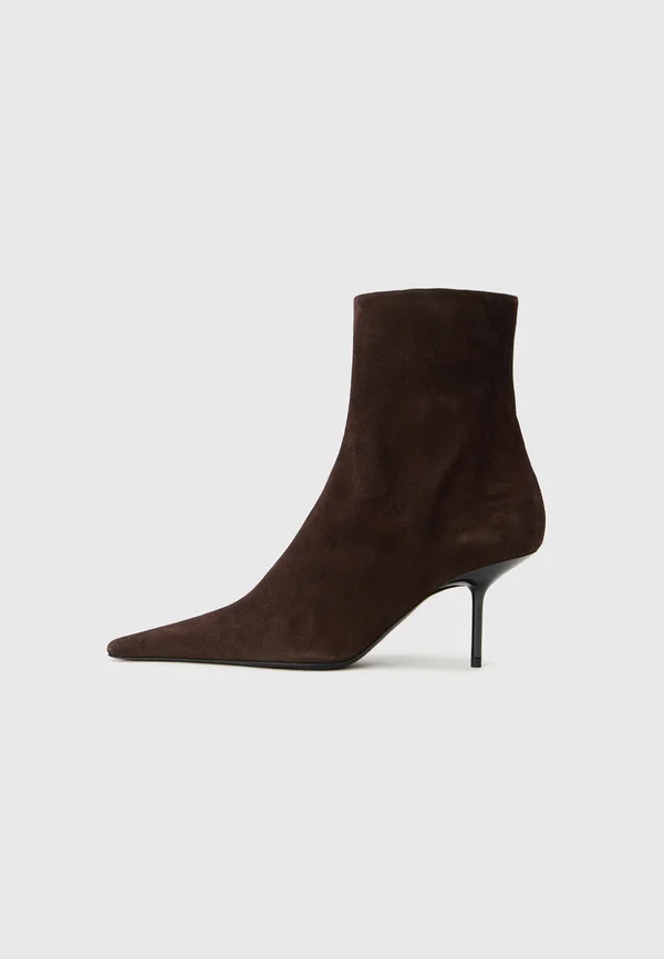 Ankle boots - chocolate brown