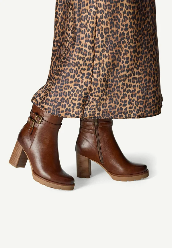 Ankle boots - cognac