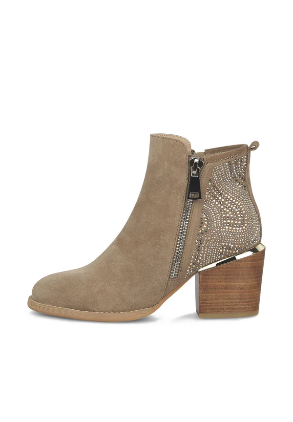 Ankle boots - light brown