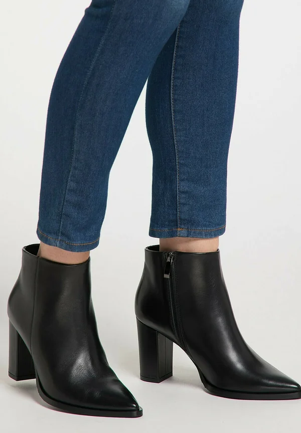 Ankle boots - schwarz