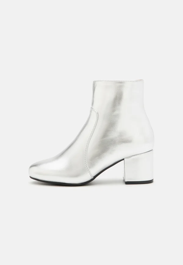 Ankle boots - silver