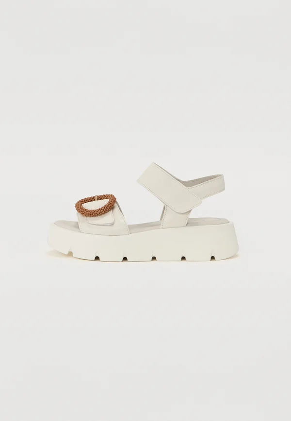 Ankle cuff sandals - latte