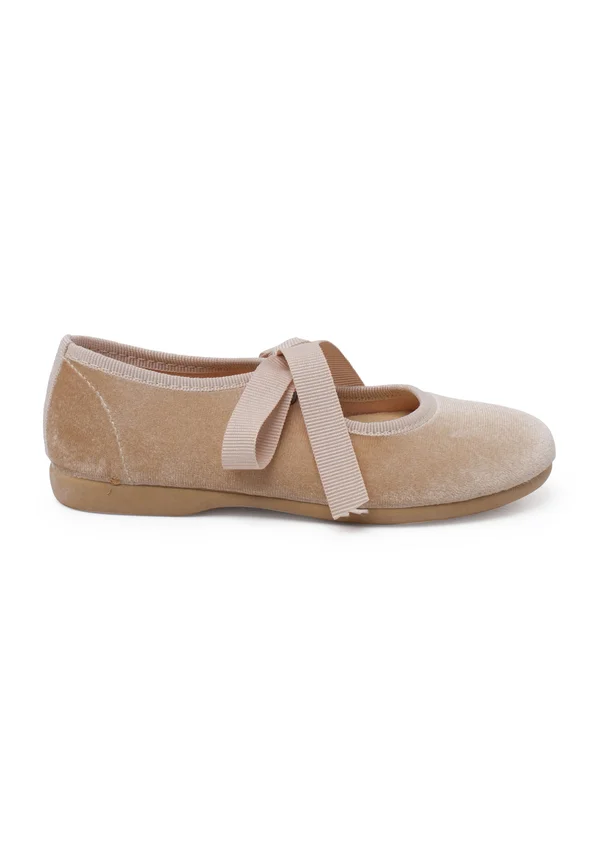 Ankle strap ballet pumps - beige
