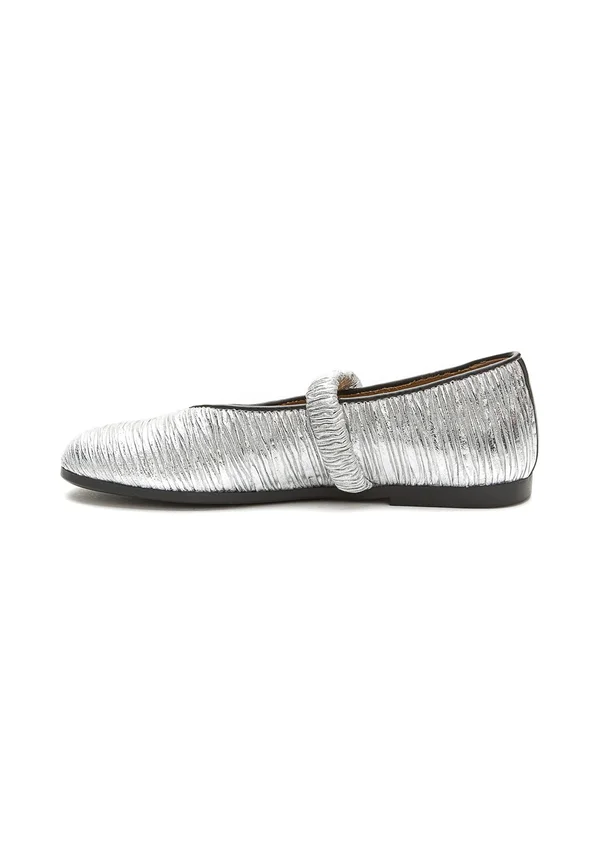 Ankle strap ballet pumps - silver