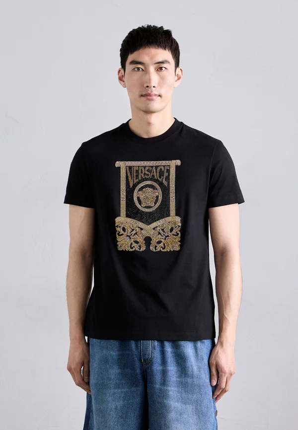 ARCHITECTURAL BAROCCO SCROLL CREST AND HOTFIX - Print T-shirt - black