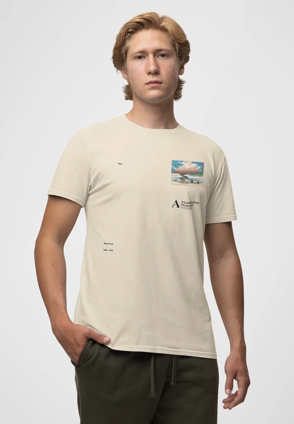 ASHMOLEAN-LANDSCAPE - Print T-shirt - sand