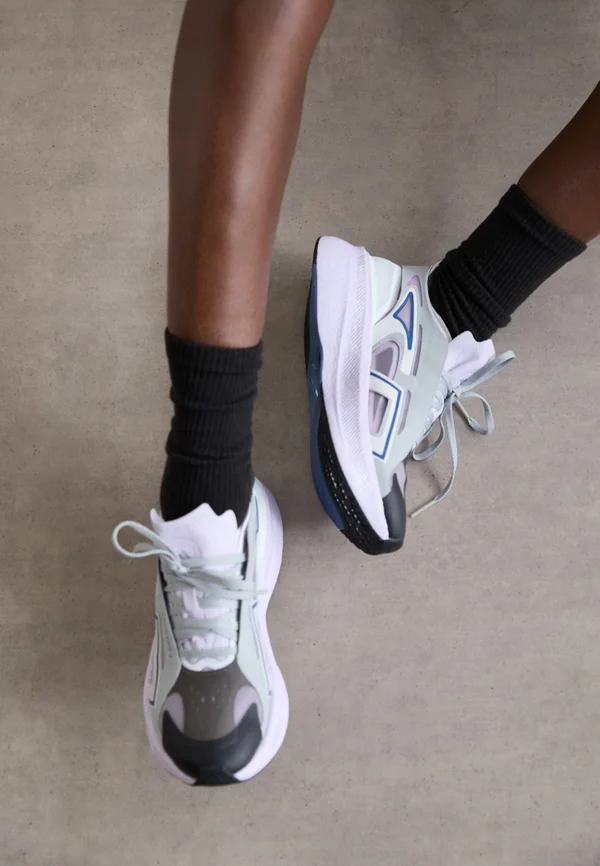 ASMC ULTRABOOST 5 - Road running shoes - clear onix/utility black/ftwr white